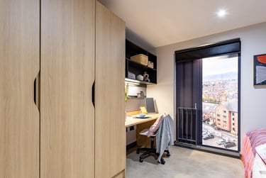 Classic Studio Plus at Biscuit Factory, 140 Little Donegall Street, City Centre, Belfast, BT12FL - Image 4